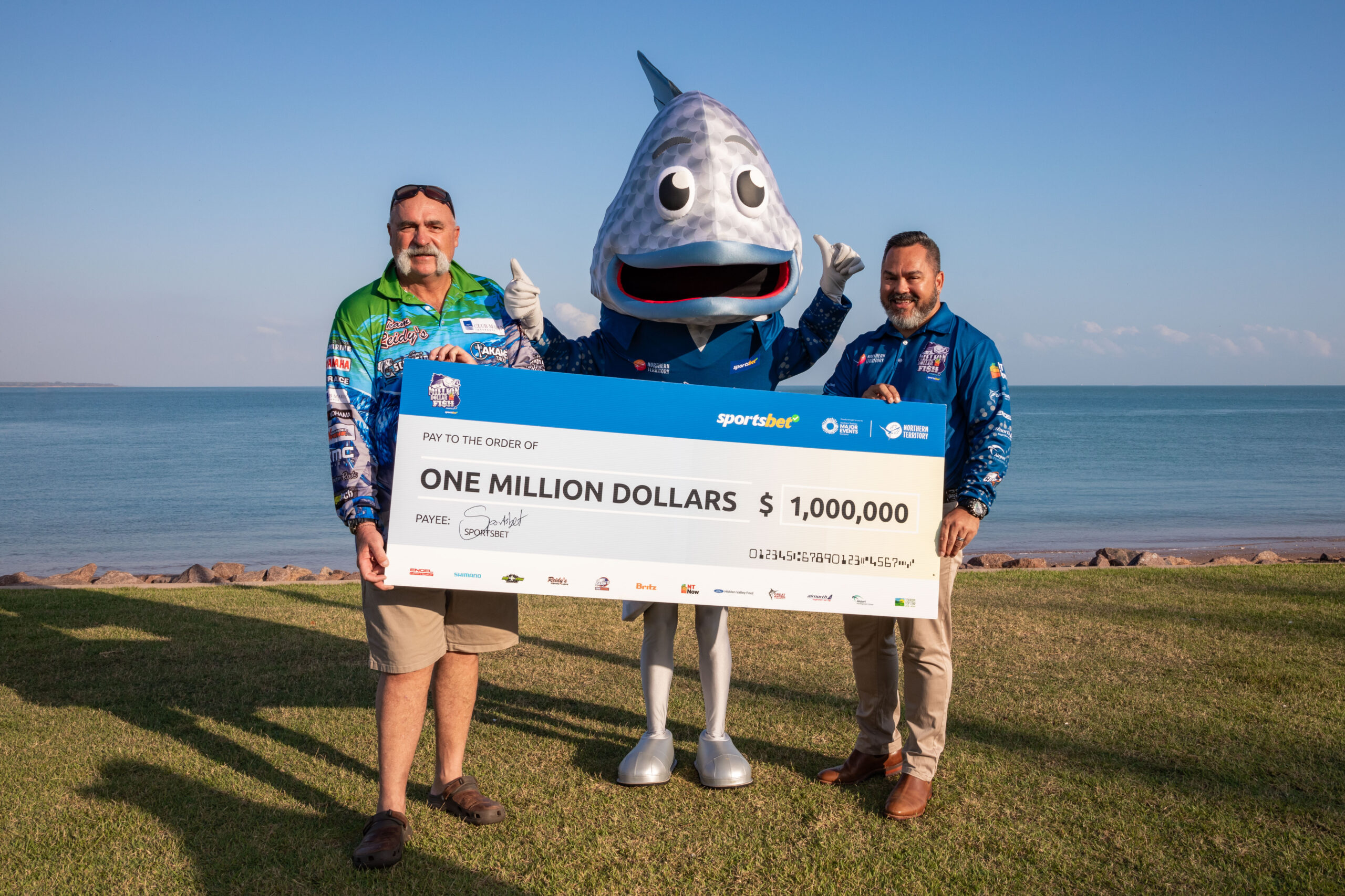 Merv Hughes, Barry the Barra and Million Dollar Fish Season 8 $10,000 fish winner Nathan Corpus